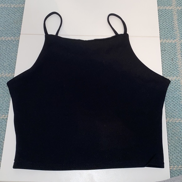 Boohoo Embroidered Crop Top - Picture 2 of 4